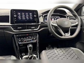 Used Volkswagen T-Roc 2025 for sale - 79392729: Photo