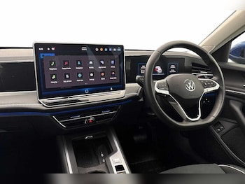 Used Volkswagen Passat 2025 for sale - 79068607: Photo