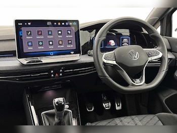 Used Volkswagen Golf 2025 for sale - 79355115: Photo