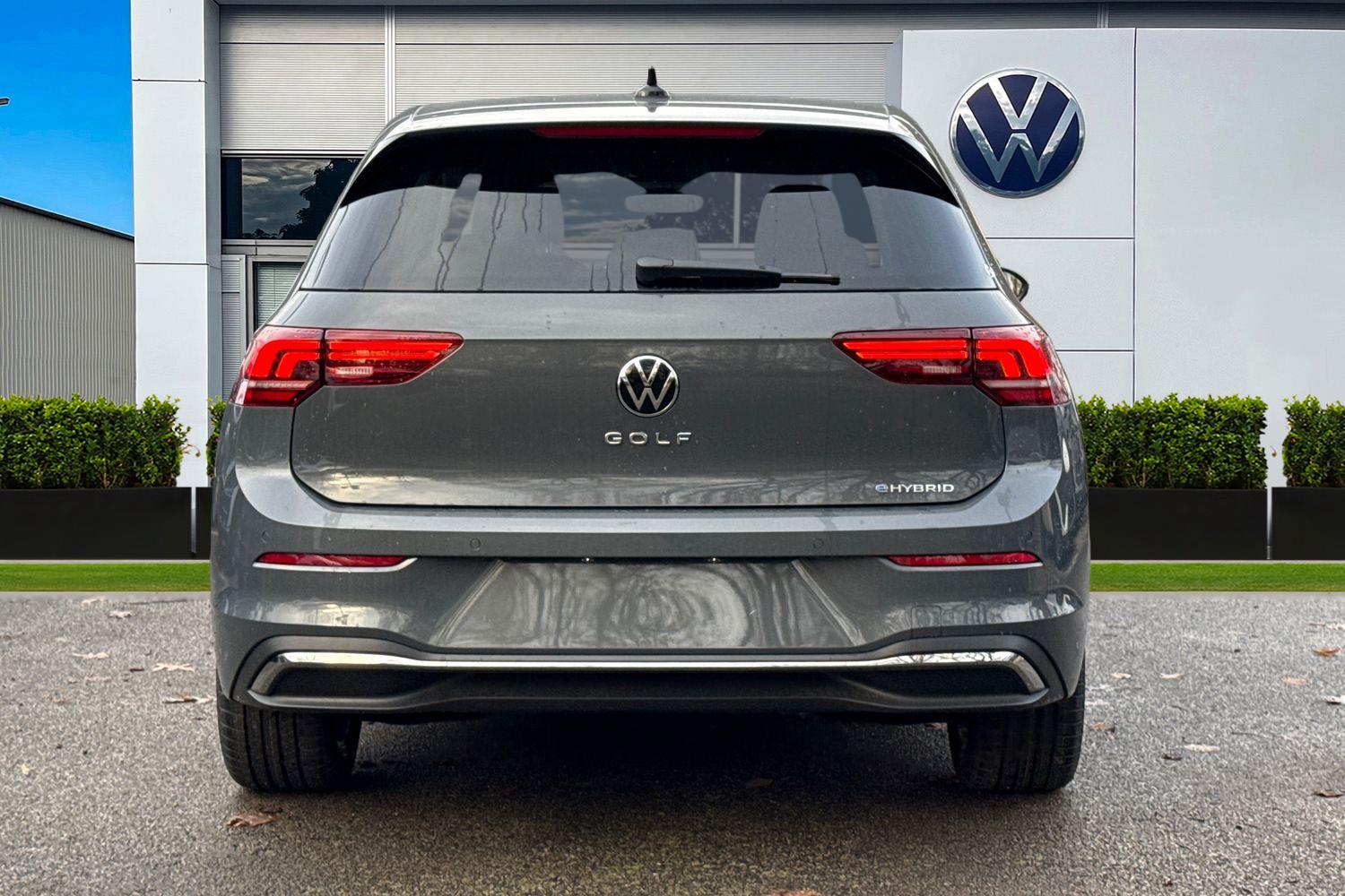 Used Volkswagen Golf 2025 for sale - 76805450: Photo 4