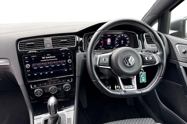 Used Volkswagen Golf 2018 for sale - 76186054: Photo 18
