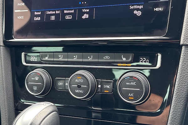 Used Volkswagen Golf 2018 for sale - 76186054: Photo 34