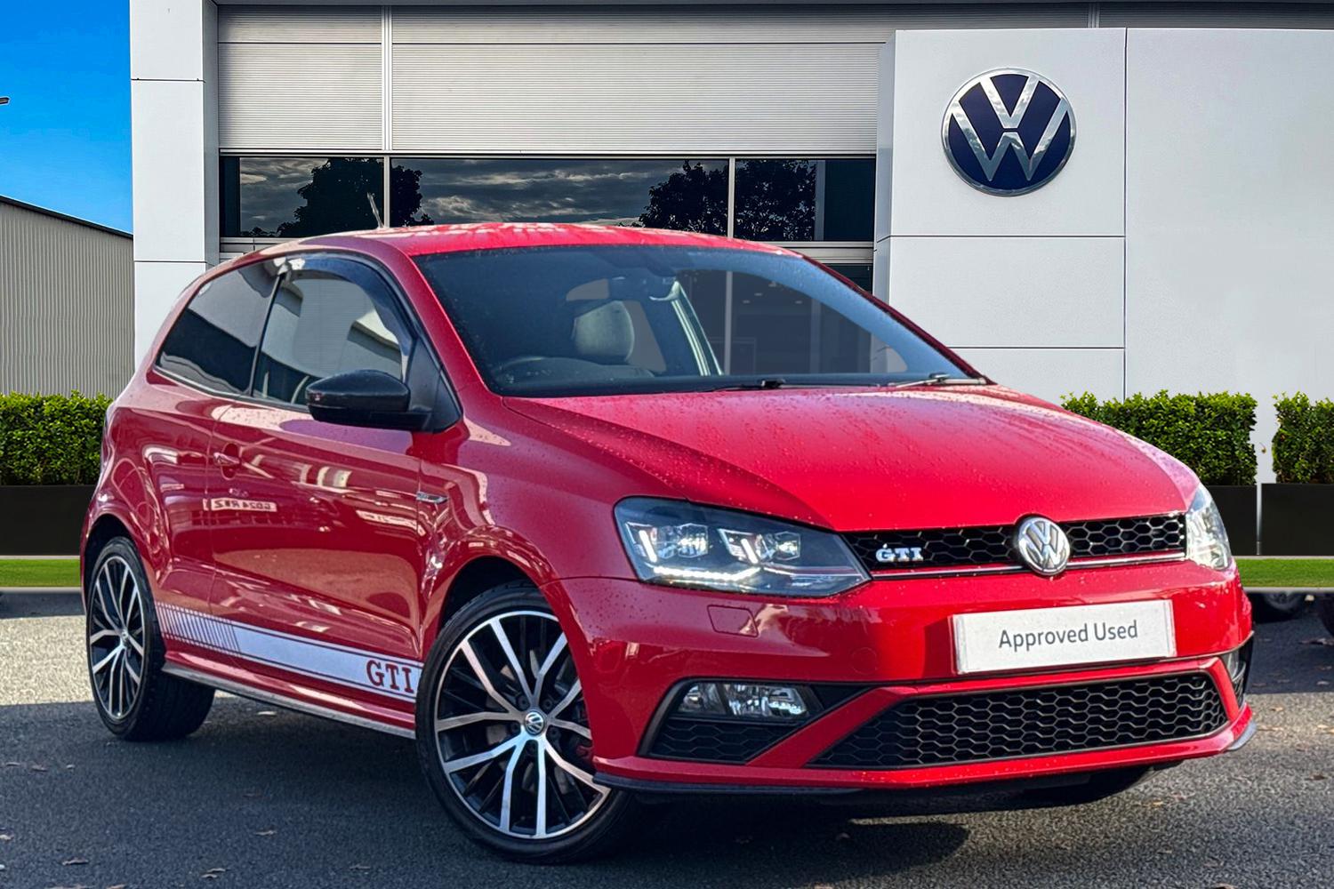 Used Volkswagen Polo 2017 for sale - 76569472: Photo 1