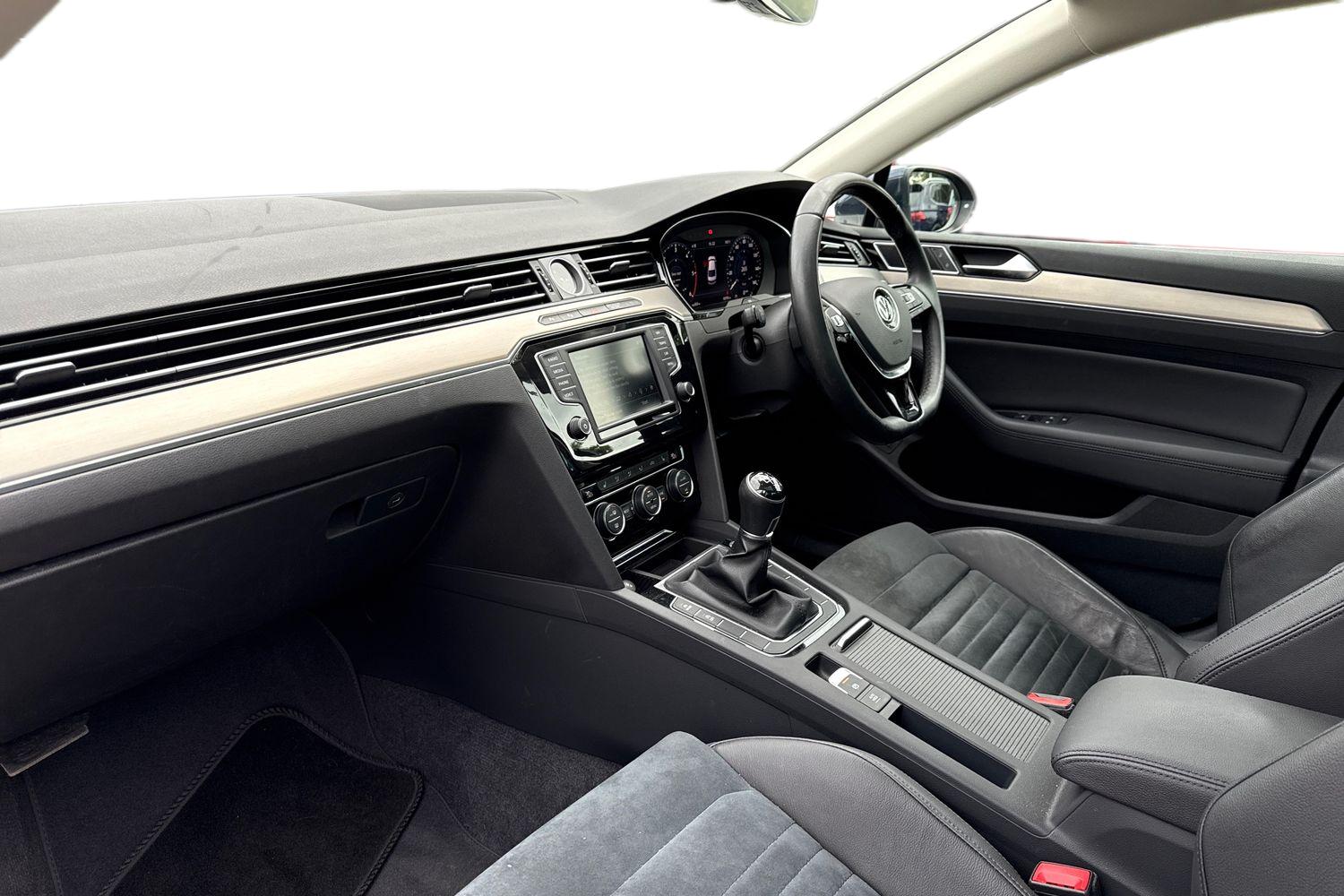 Used Volkswagen Passat 2017 for sale - 76119848: Photo 15