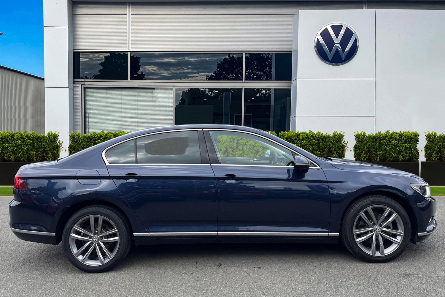 Used Volkswagen Passat 2017 for sale - 76119848: Photo 3