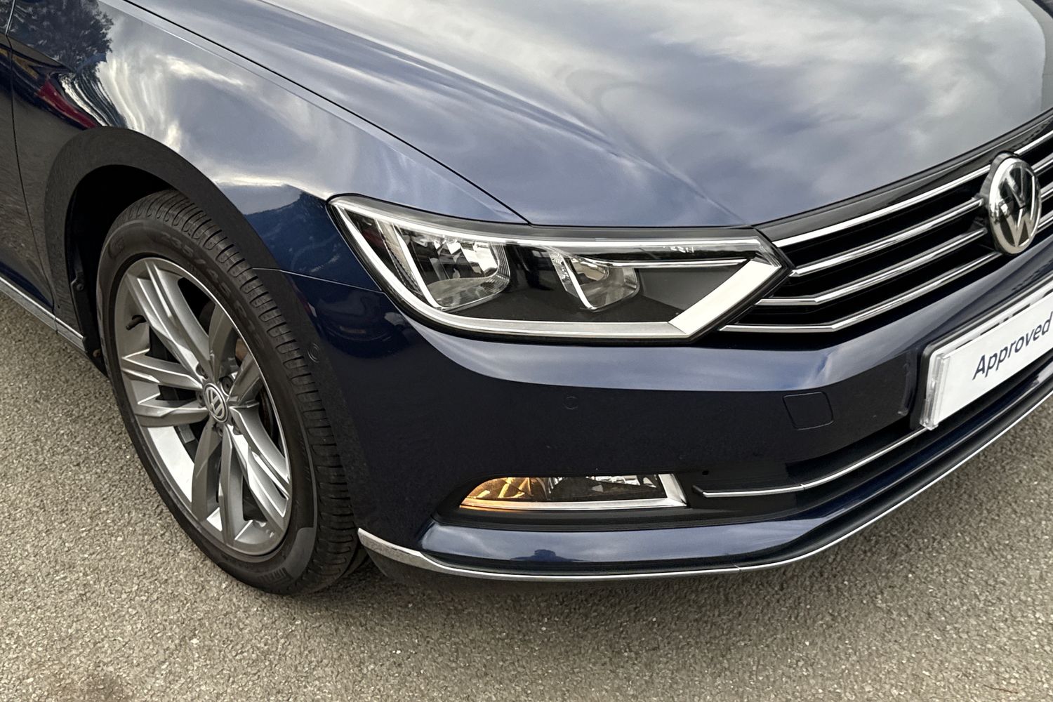 Used Volkswagen Passat 2017 for sale - 76119848: Photo 9