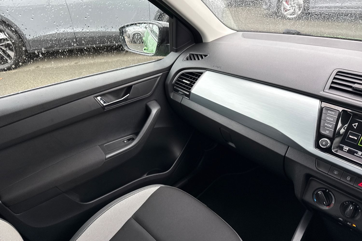 Used Skoda Fabia 2017 for sale - 77631433: Photo 20