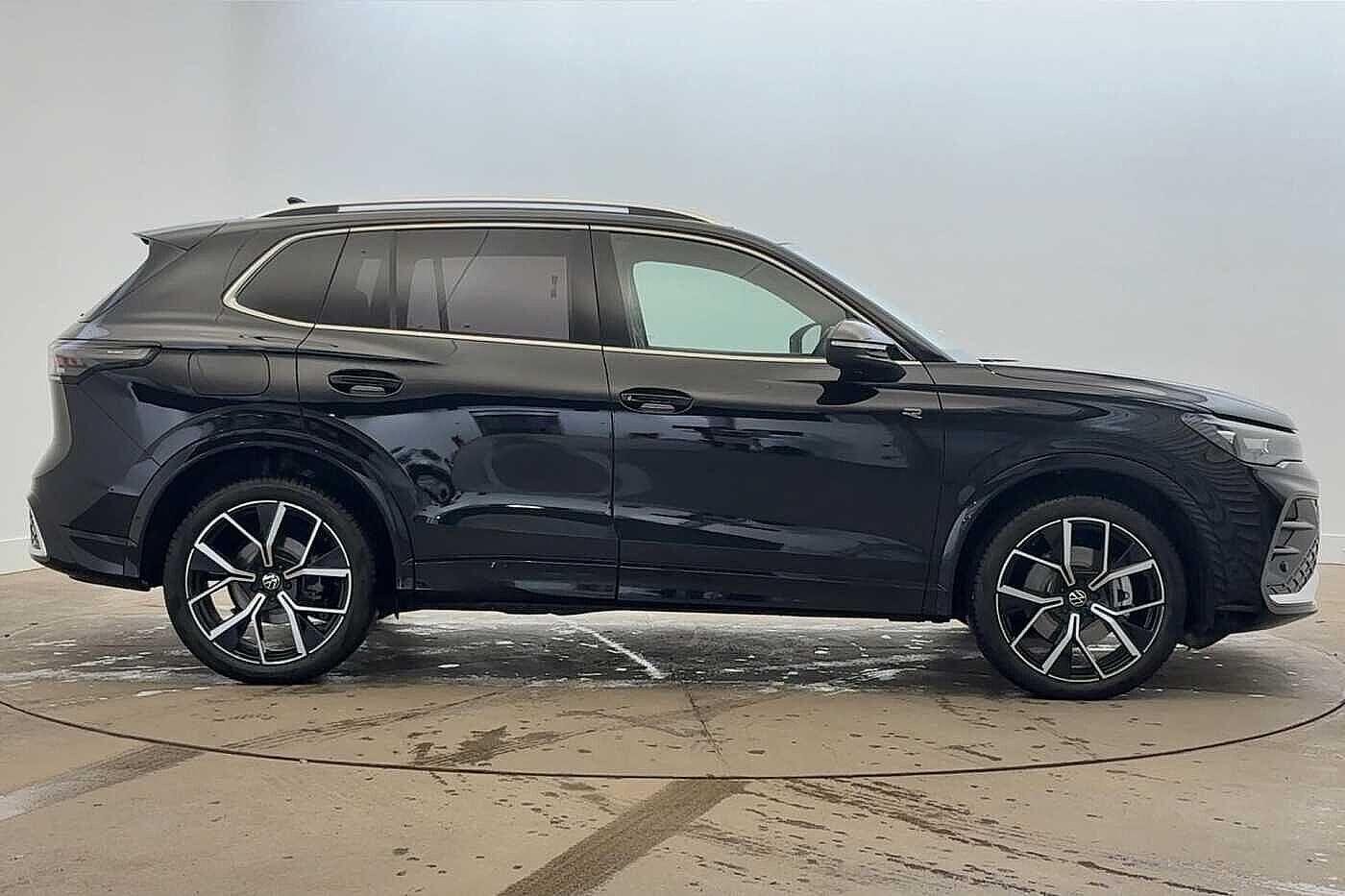 Used Volkswagen Tiguan 2025 for sale - 77302935: Photo 4