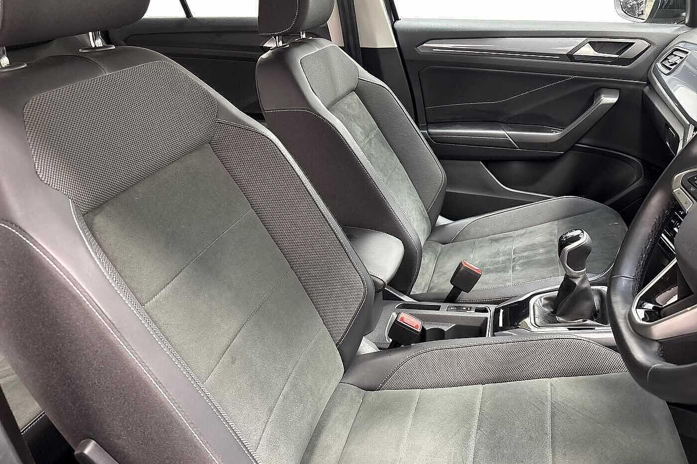 Used Volkswagen T-Roc 2024 for sale - 77394115: Photo 10