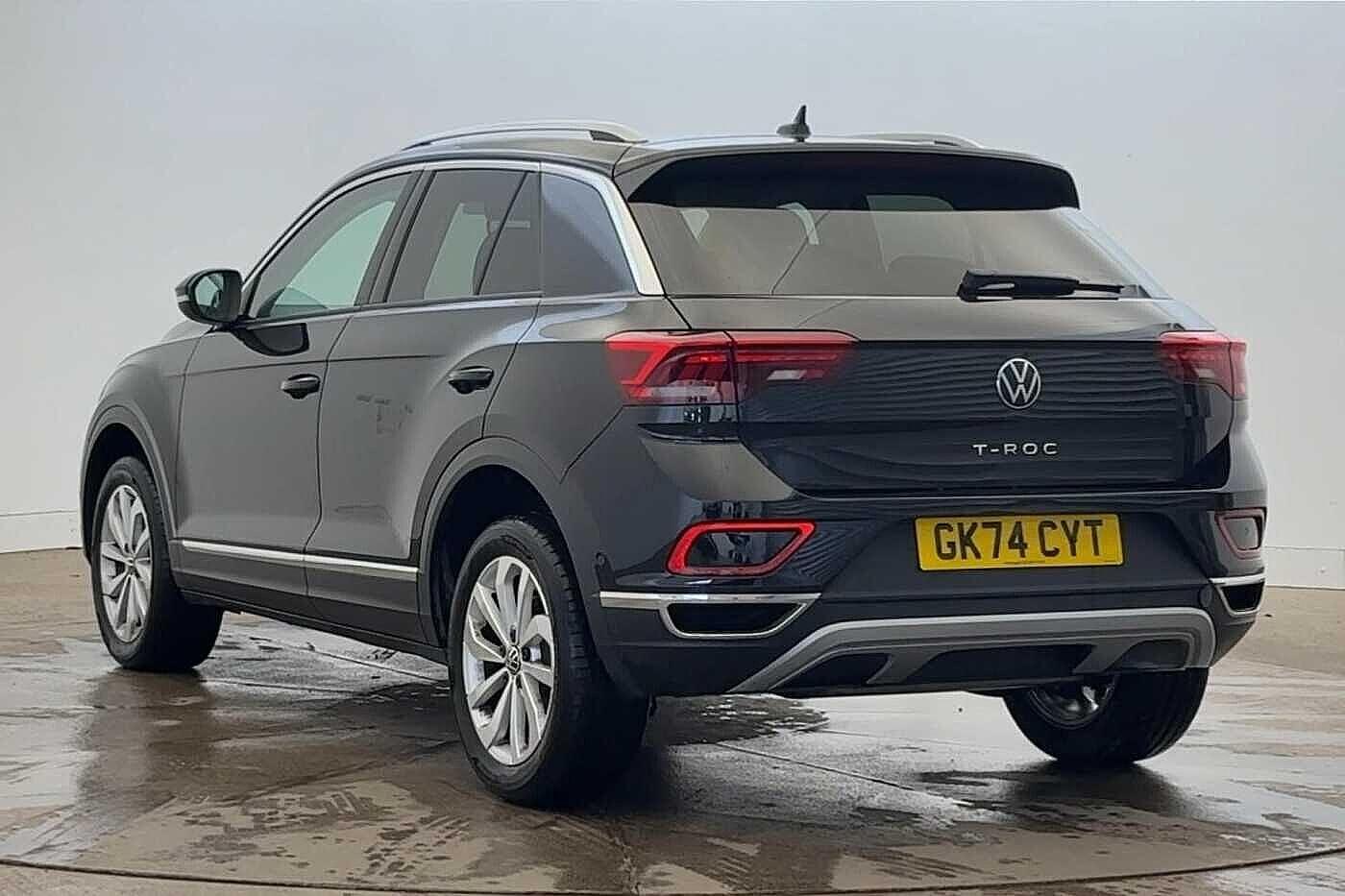 Used Volkswagen T-Roc 2024 for sale - 77394115: Photo 3