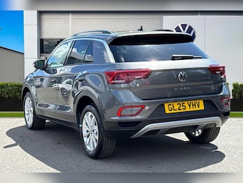 Used Volkswagen T-Roc 2025 for sale - 78807291: Photo