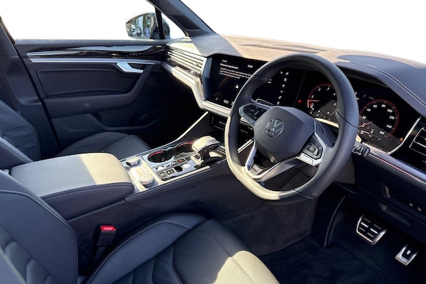 Used Volkswagen Touareg 2025 for sale - 76090209: Photo 14