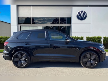 Used Volkswagen Touareg 2025 for sale - 76090209: Photo 3