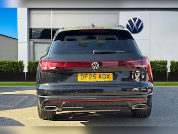 Used Volkswagen Touareg 2025 for sale - 76090209: Photo 4