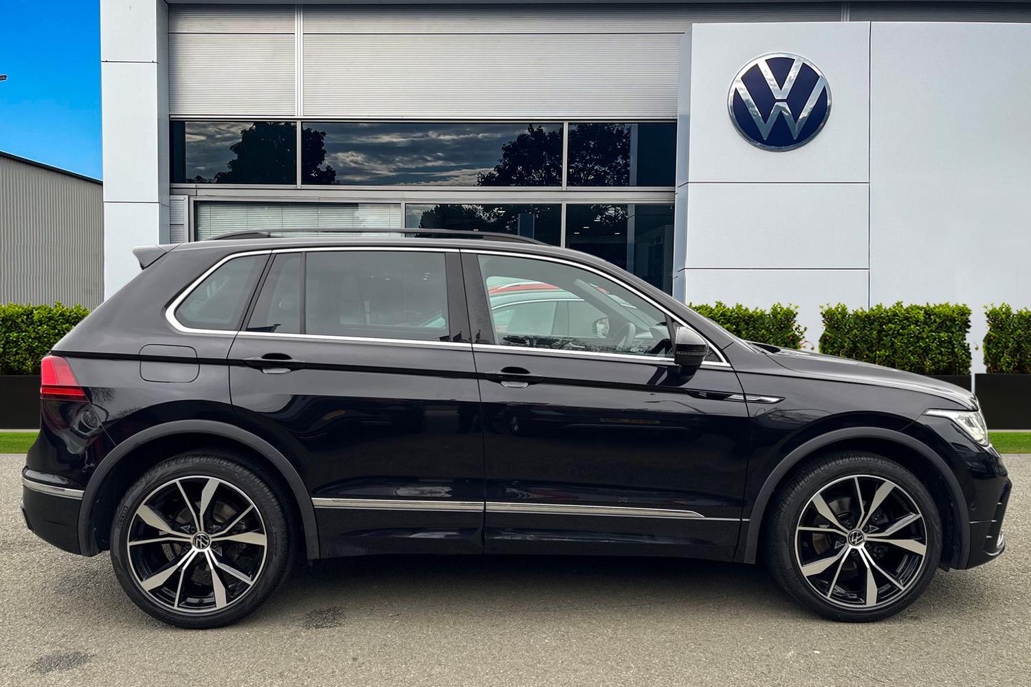 Used Volkswagen Tiguan 2021 for sale - 77334244: Photo 3