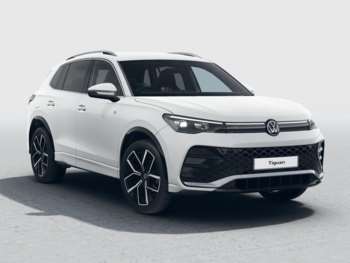 2025 - 1.5 TSI eHybrid 19.7kWh R-Line DSG Euro 6 (s/s) 5dr