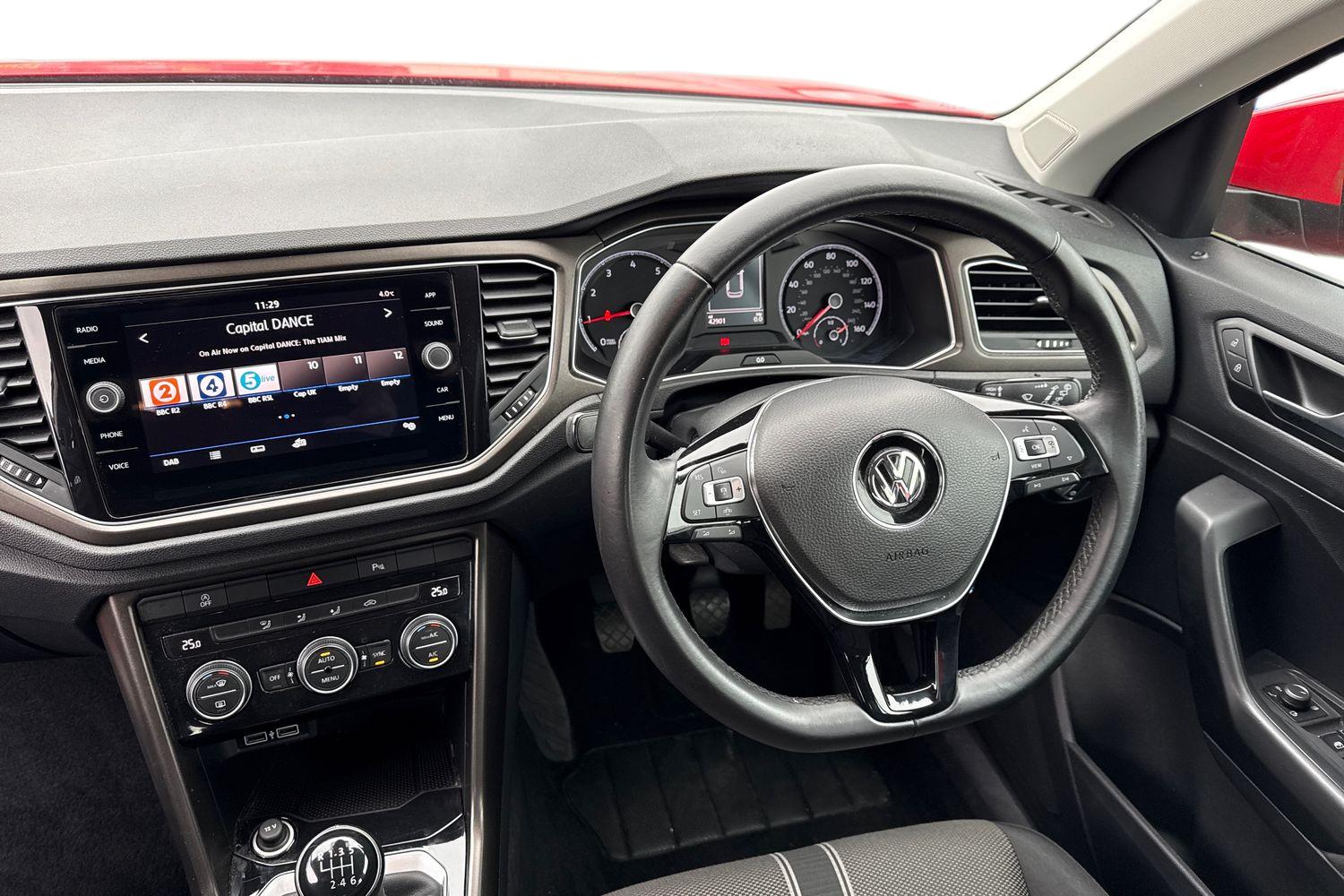 Used Volkswagen T-Roc 2018 for sale - 77593634: Photo 18