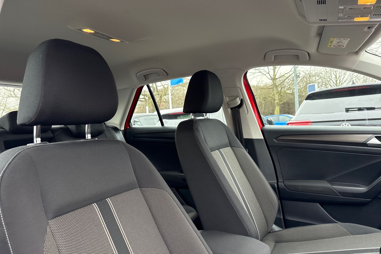 Used Volkswagen T-Roc 2018 for sale - 77593634: Photo 24