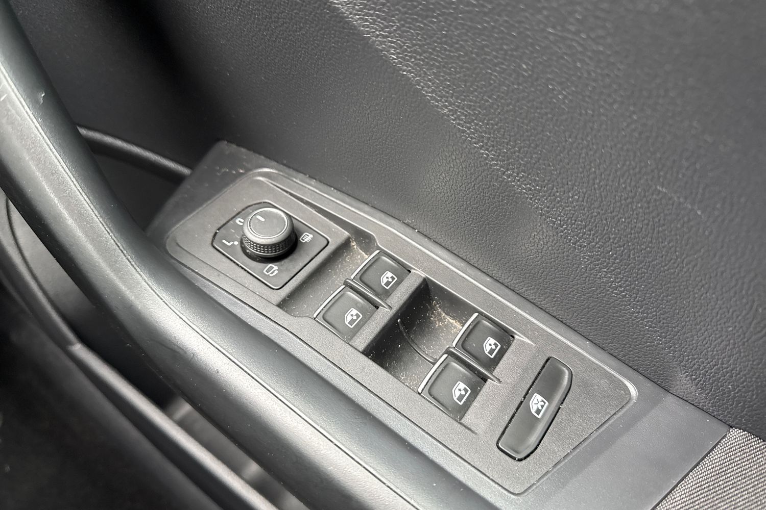 Used Volkswagen T-Roc 2018 for sale - 77593634: Photo 25