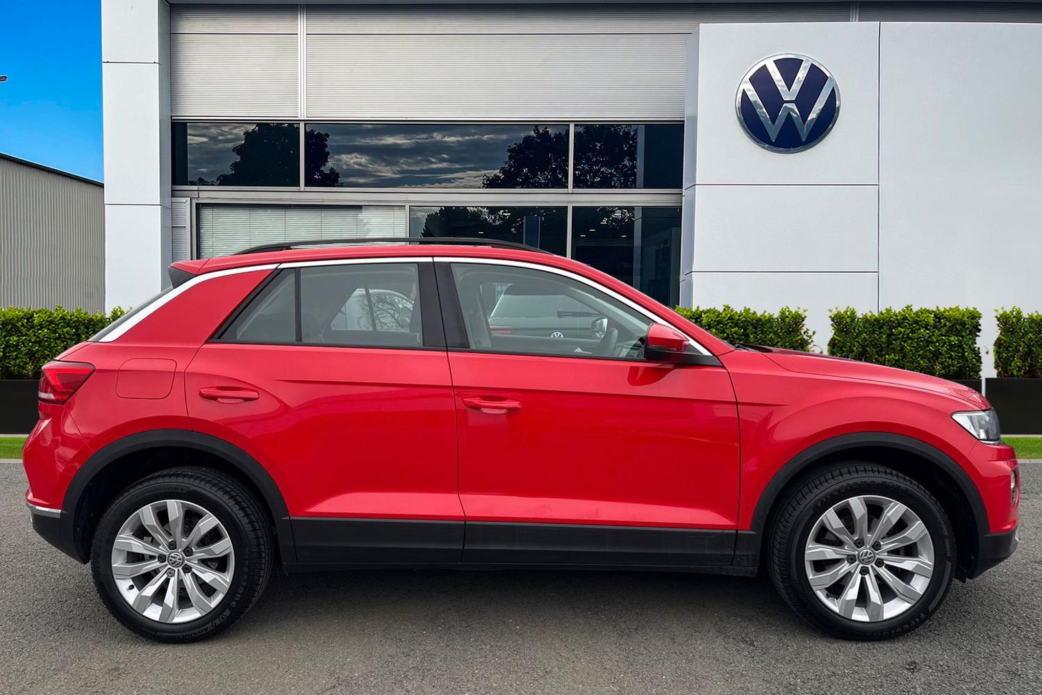 Used Volkswagen T-Roc 2018 for sale - 77593634: Photo 3