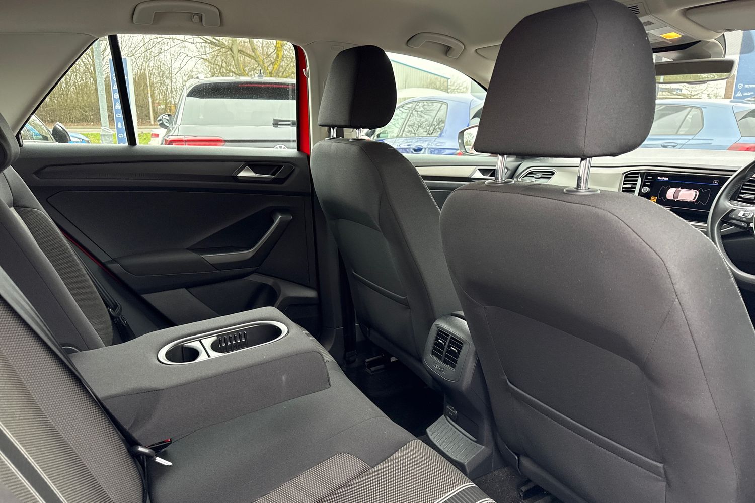 Used Volkswagen T-Roc 2018 for sale - 77593634: Photo 34