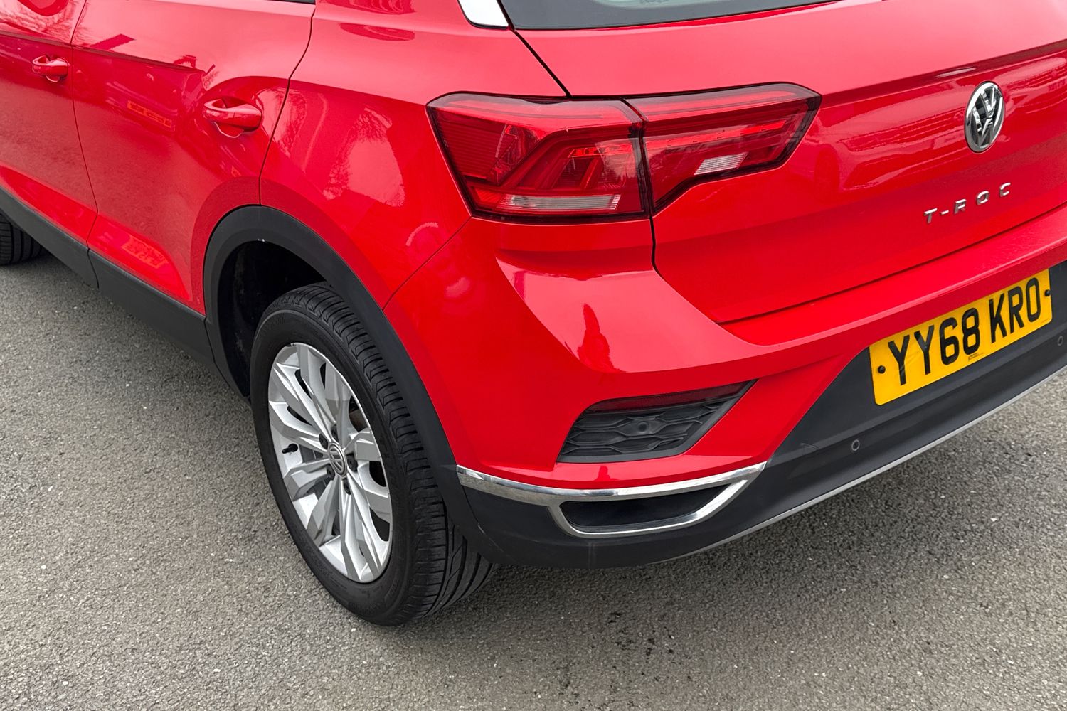 Used Volkswagen T-Roc 2018 for sale - 77593634: Photo 8