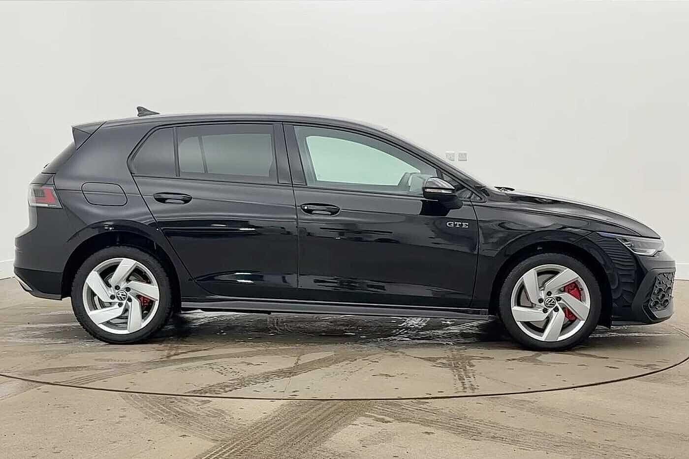 Used Volkswagen Golf 2025 for sale - 77879076: Photo 4