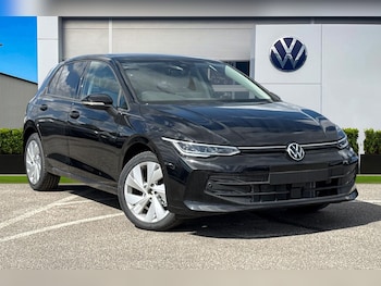 Used Volkswagen Golf 2026 for sale - 77308776: Photo