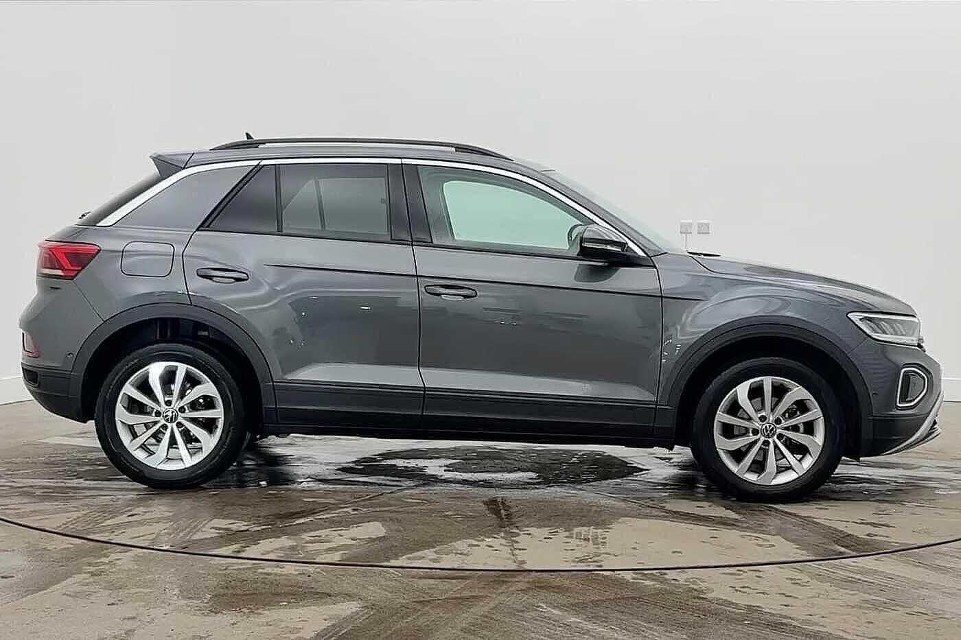 Used Volkswagen T-Roc 2025 for sale - 77287204: Photo 4