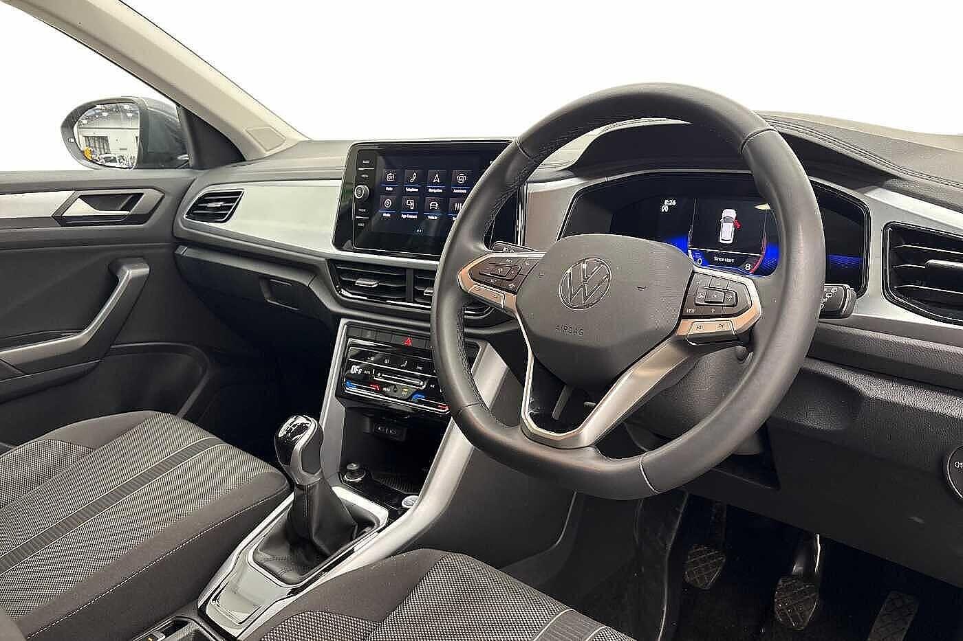 Used Volkswagen T-Roc 2025 for sale - 77287204: Photo 6