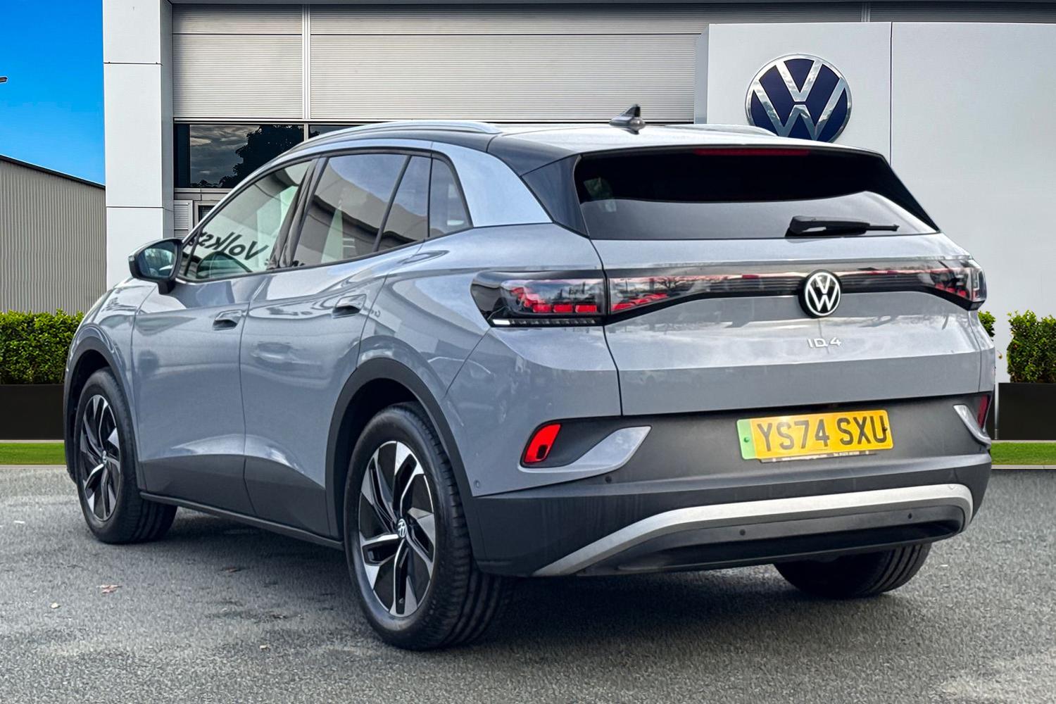 Used Volkswagen ID.4 2024 for sale - 77500771: Photo 2