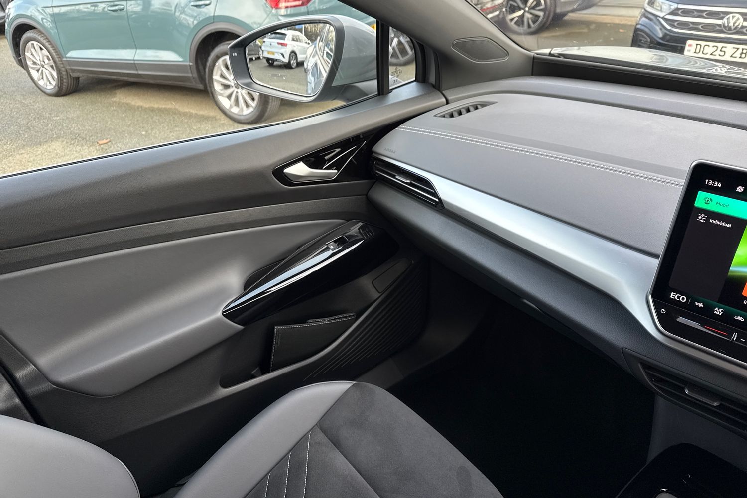 Used Volkswagen ID.4 2024 for sale - 77500771: Photo 20