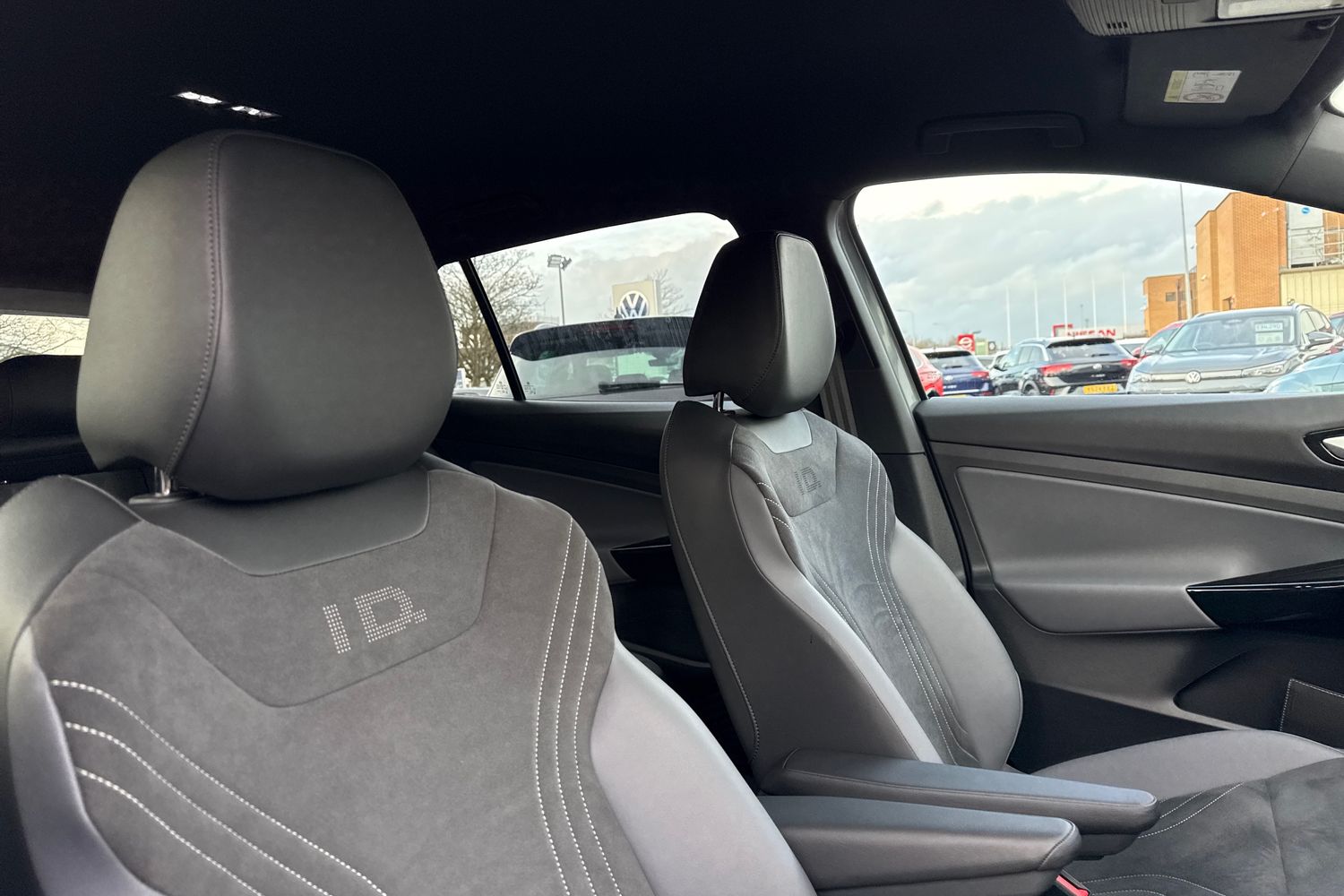 Used Volkswagen ID.4 2024 for sale - 77500771: Photo 24