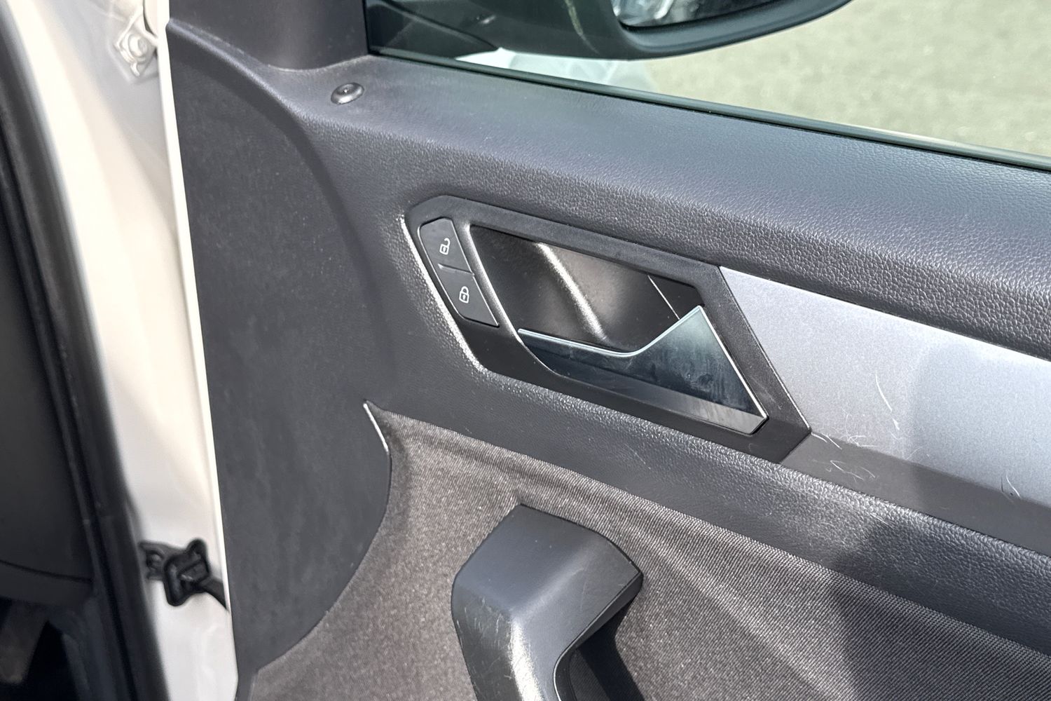 Used Volkswagen T-Roc 2023 for sale - 77973309: Photo 21