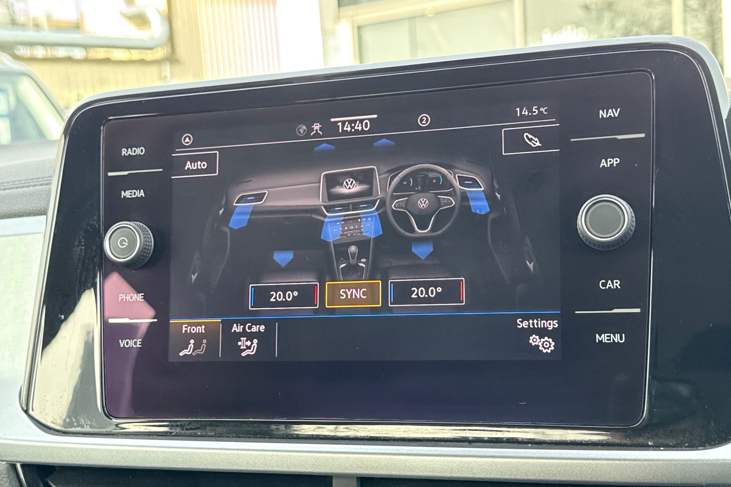 Used Volkswagen T-Roc 2023 for sale - 77973309: Photo 22