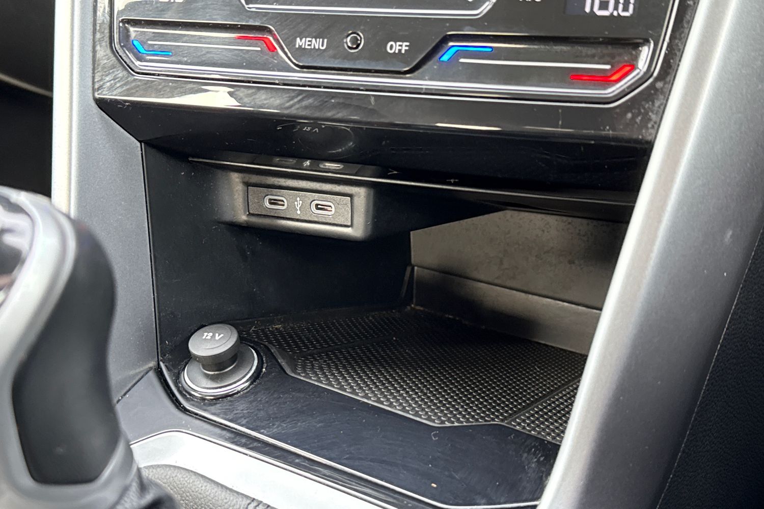 Used Volkswagen T-Roc 2023 for sale - 77973309: Photo 33