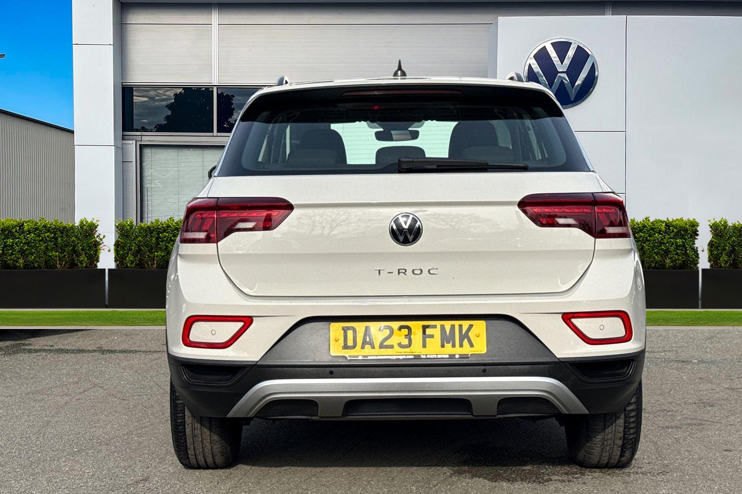 Used Volkswagen T-Roc 2023 for sale - 77973309: Photo 4