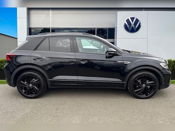 Used Volkswagen T-Roc 2025 for sale - 77064597: Photo