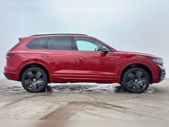 Used Volkswagen Touareg 2025 for sale - 79068595: Photo