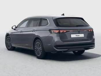 Used Volkswagen Passat 2025 for sale - 73757905: Photo