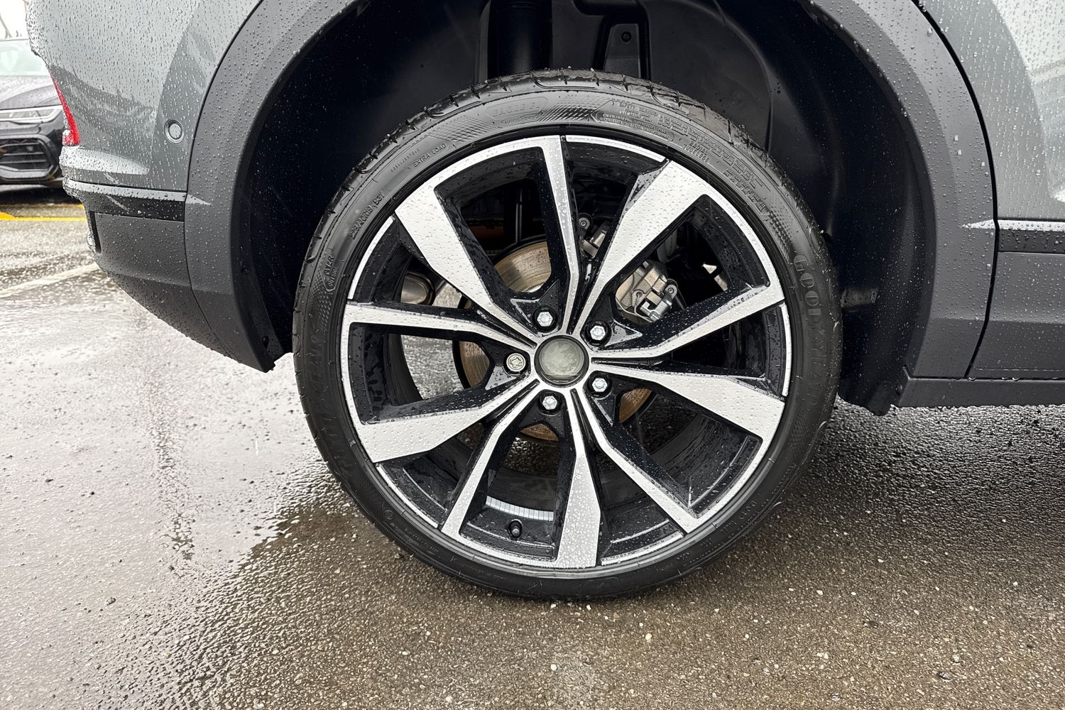 Used Volkswagen T-Roc 2025 for sale - 76896194: Photo 11