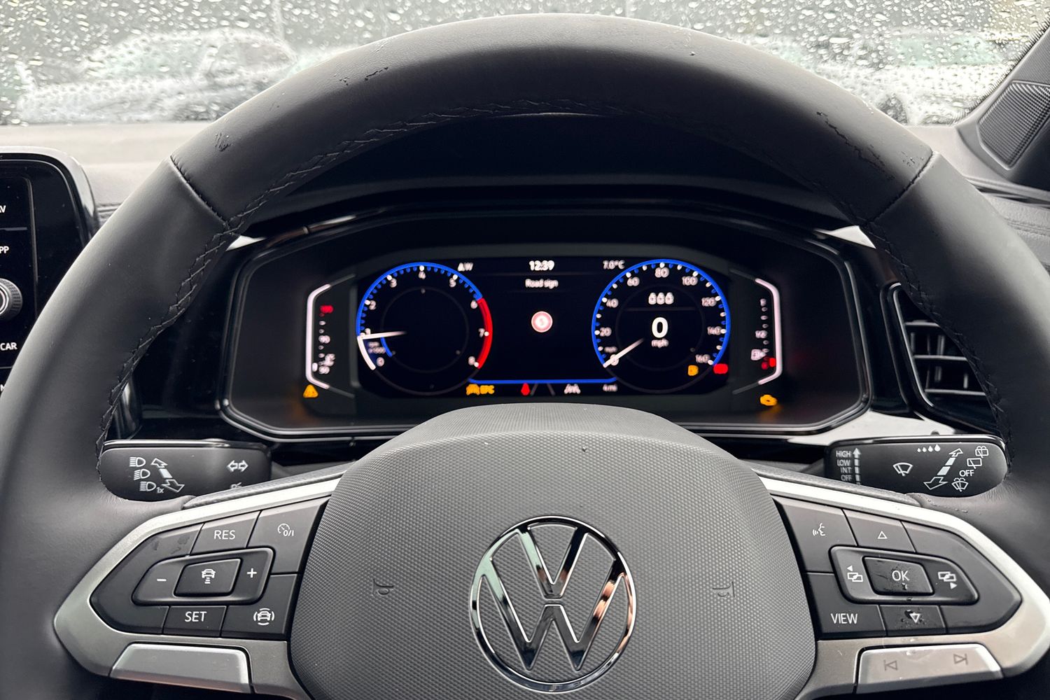 Used Volkswagen T-Roc 2025 for sale - 76896194: Photo 32