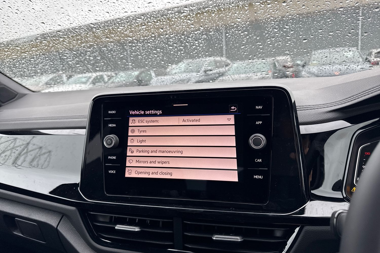 Used Volkswagen T-Roc 2025 for sale - 76896194: Photo 48