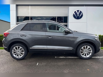 Used Volkswagen T-Roc 2026 for sale - 78541778: Photo