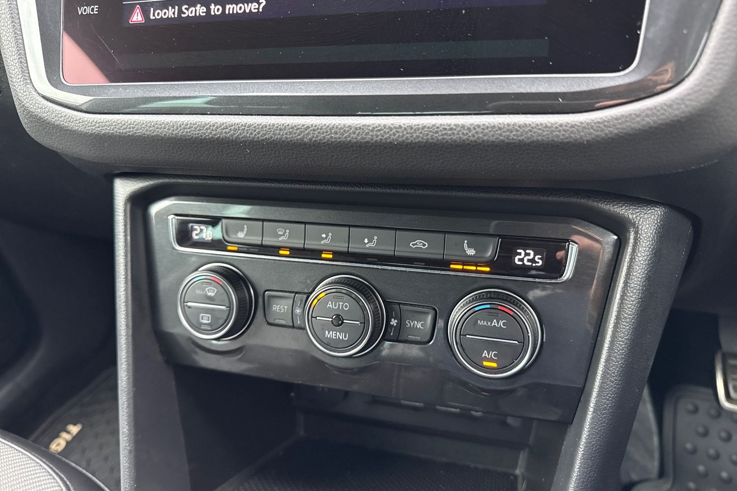 Used Volkswagen Tiguan 2018 for sale - 77068774: Photo 46