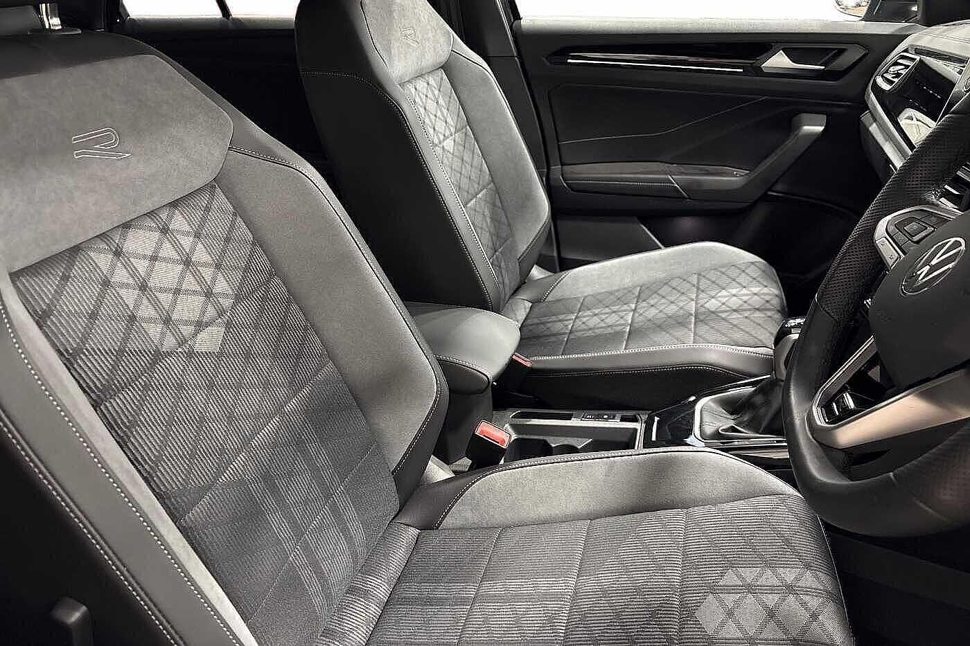 Used Volkswagen T-Roc 2025 for sale - 76469297: Photo 11