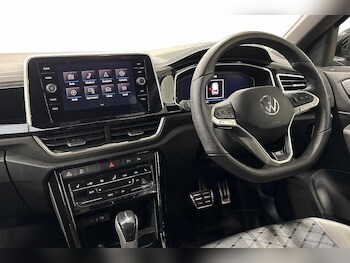 Used Volkswagen T-Roc 2025 for sale - 76469297: Photo