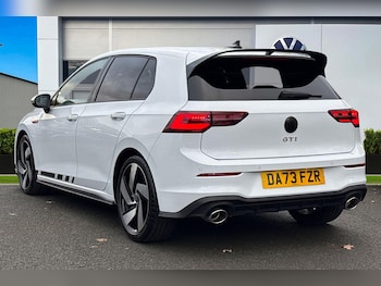 Used Volkswagen Golf 2023 for sale - 76739592: Photo