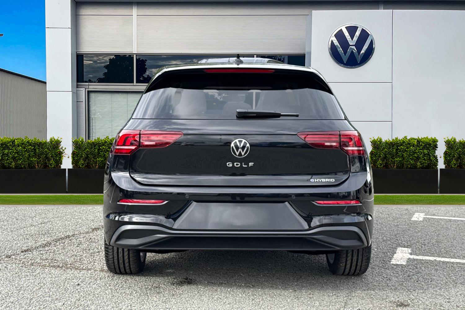 Used Volkswagen Golf 2025 for sale - 76526946: Photo 4