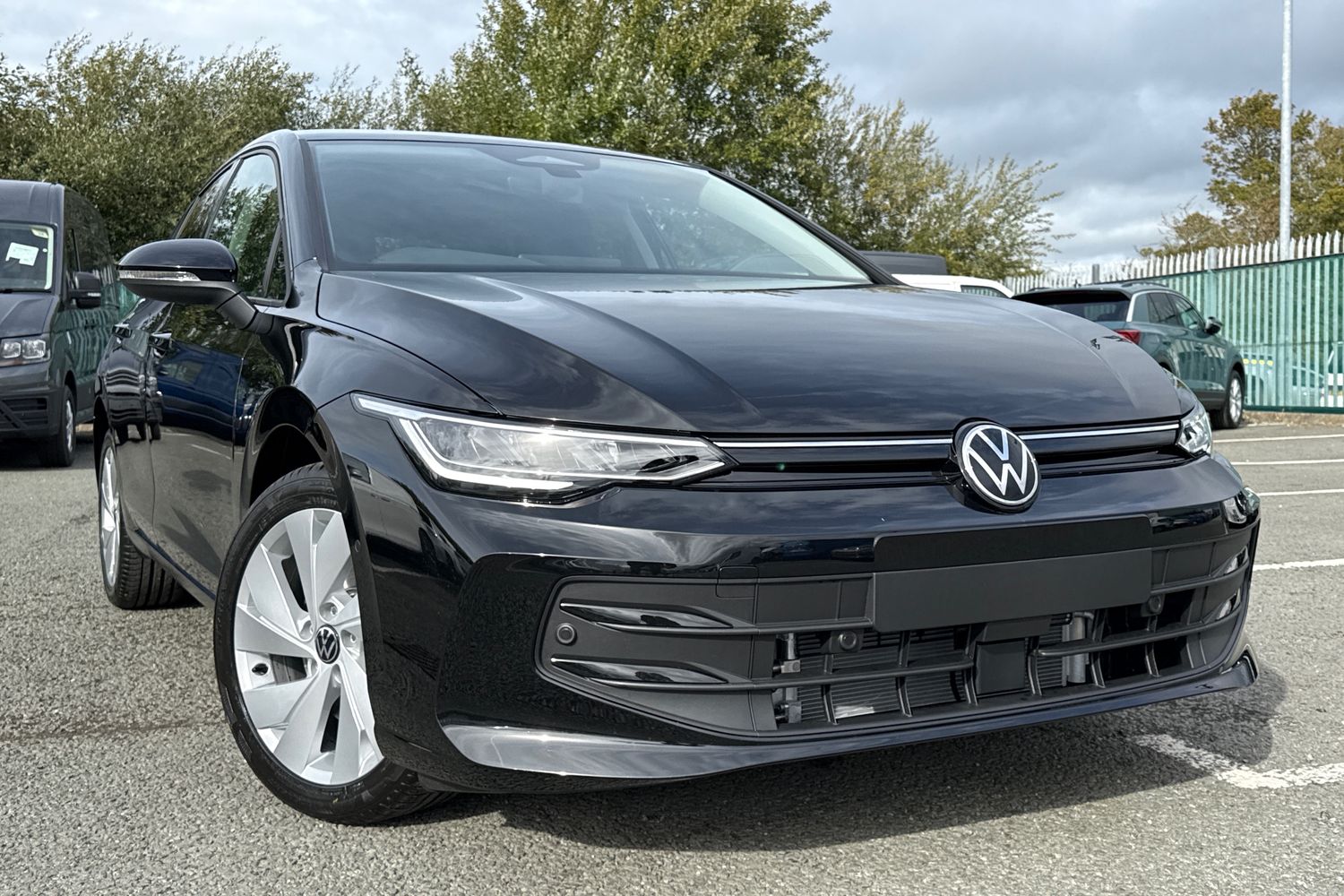 Used Volkswagen Golf 2025 for sale - 76526946: Photo 8